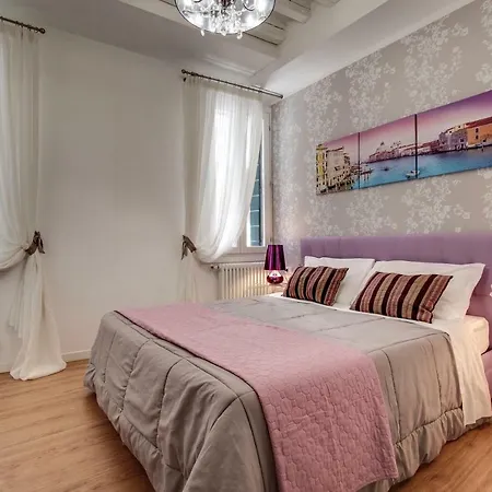 Charming Castello Apartments By Wonderful Italy Venice Exterior photo